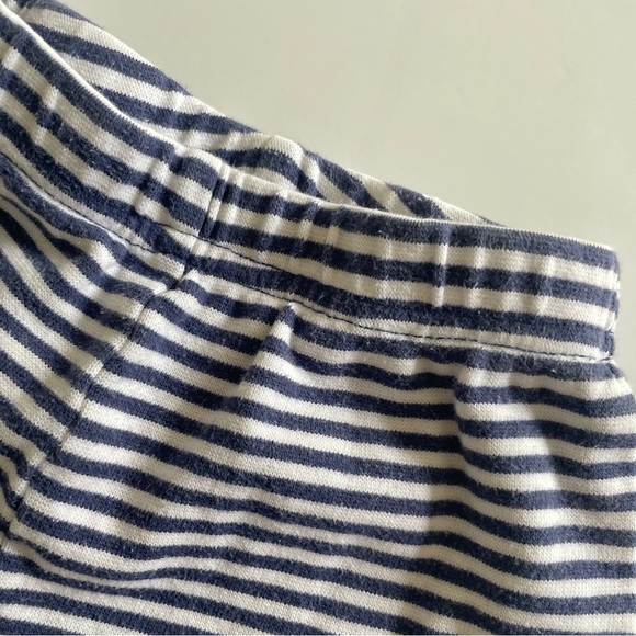 Luigi Ruffle Pants - Picture 6 of 7